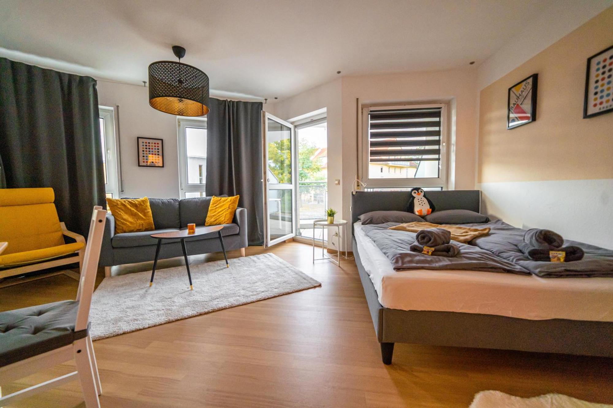 Full House Studios - Kornhauspremium Apartment - Balkon, Wifi Dessau-Rosslau Exterior foto