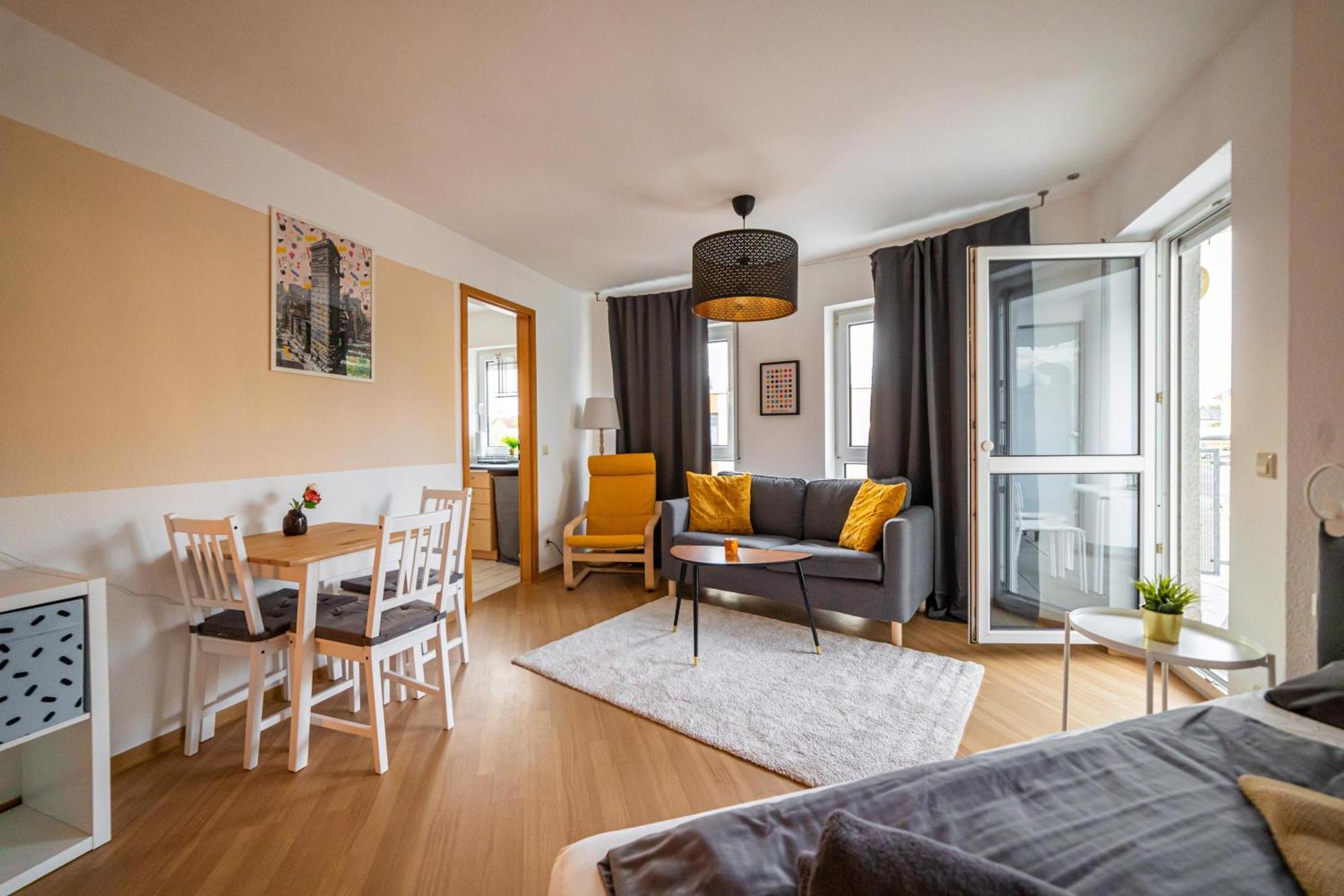 Full House Studios - Kornhauspremium Apartment - Balkon, Wifi Dessau-Rosslau Exterior foto