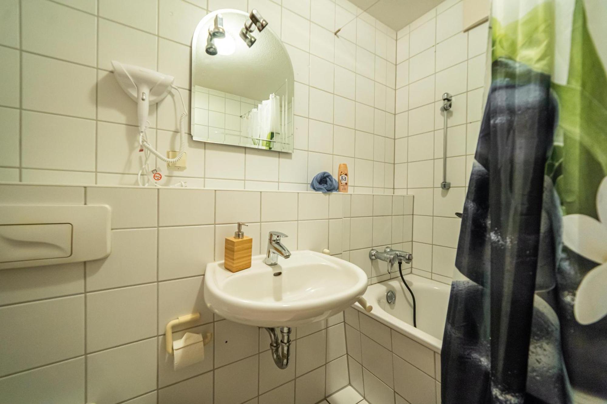 Full House Studios - Kornhauspremium Apartment - Balkon, Wifi Dessau-Rosslau Habitación foto